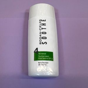 UNOPENED, UnExpired  STEP 4  SOOTHE  Rodan + Fields Mineral Sunscreen